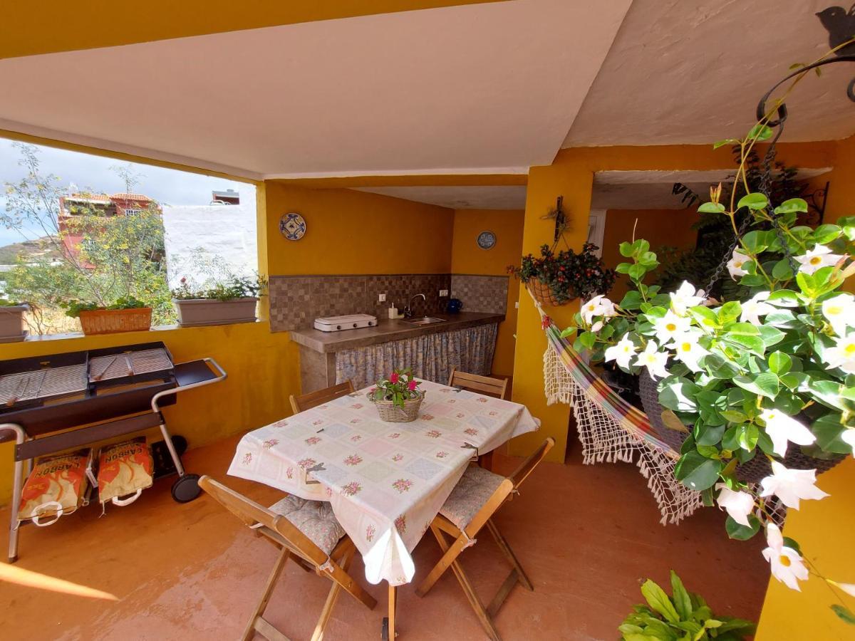 Casa Maestro Lelo - Acogedora Casa Rural Canaria Con Patios Y Jardines De Flores Las Palmas de Gran Canaria Exteriör bild